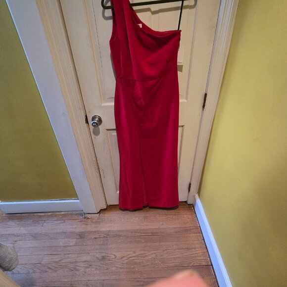 Calvin Klein red gown. Brand new!! Never worn! - Picture 2 of 10